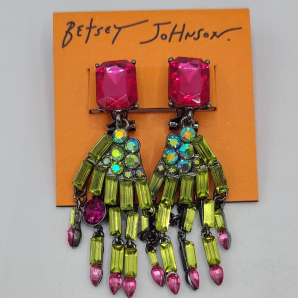 Betsey Johnson Green Witches Skeleton Hands Drop Earrings NWT!  NEW! - Picture 2 of 7